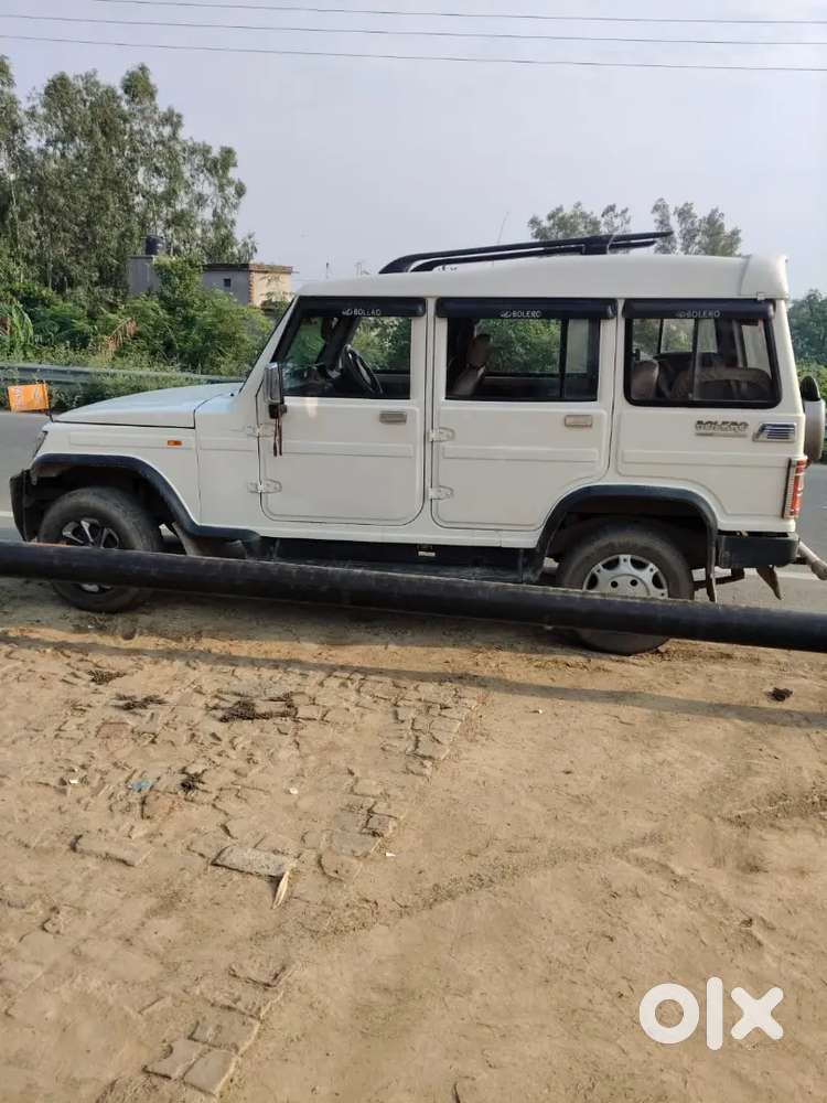 Mahindra Bolero 2015 Diesel 130000 Km Driven