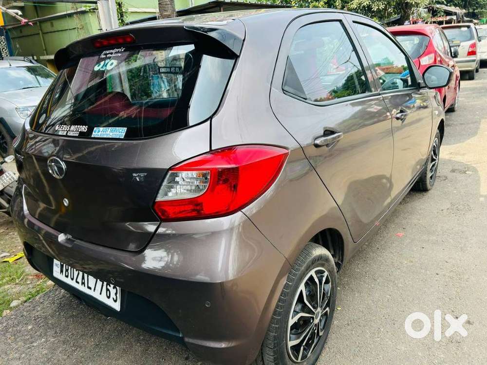 Tata Tiago 1.2 Revotron Xt (o), 2017, Petrol
