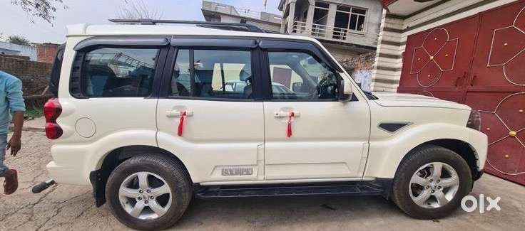 Mahindra Scorpio Classic 2021 Diesel Manual