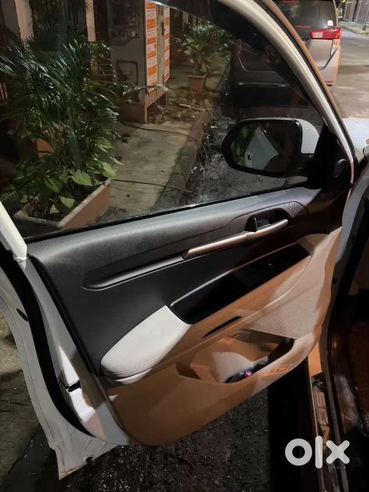 Kia Sonet 1.2 Petrol Manual 2025