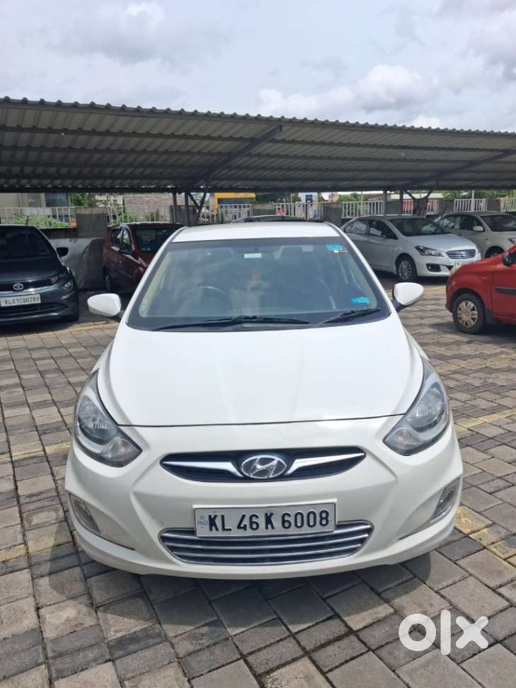Hyundai Verna Sx Petrol At, 2014, Petrol