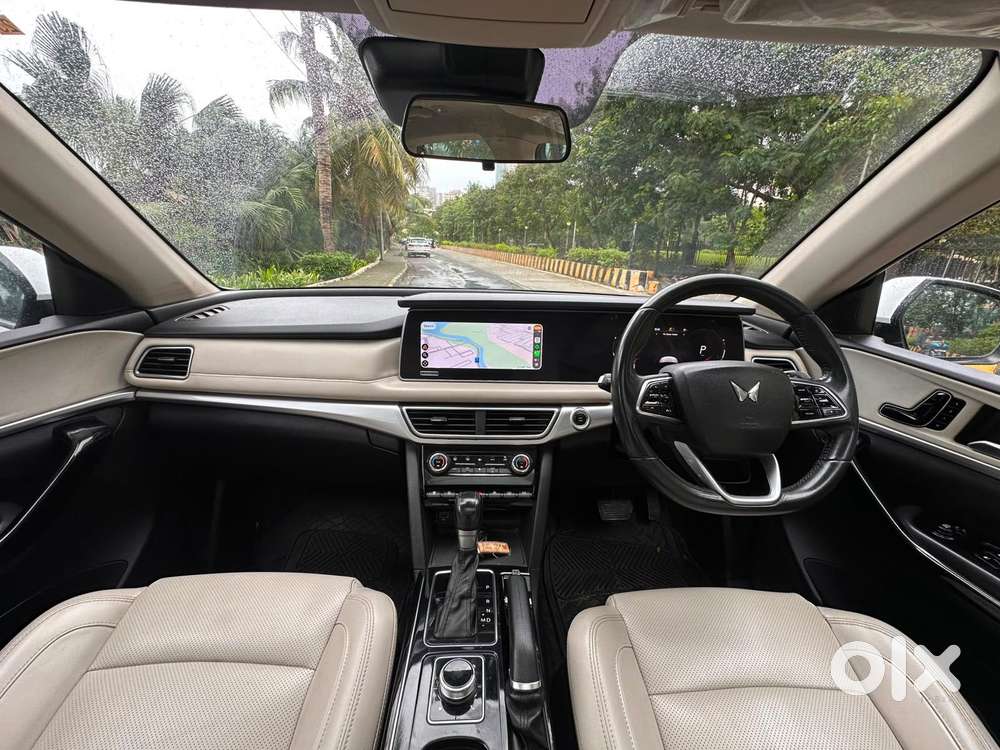 Mahindra Xuv700 2.2 Ax 7 Diesel At Str Awd, 2023, Diesel