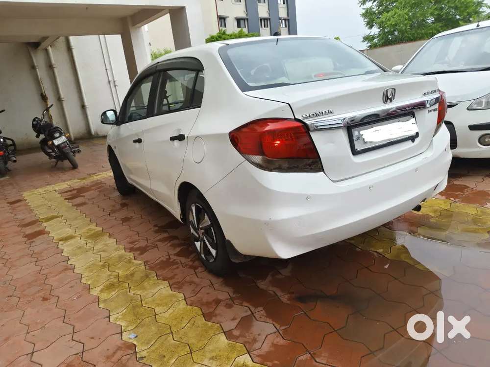Honda Amaze ગુડ કન્ડિશન કમ્પલેટ રનીંગ કન્ડિશન ચિલ્ડ એસી