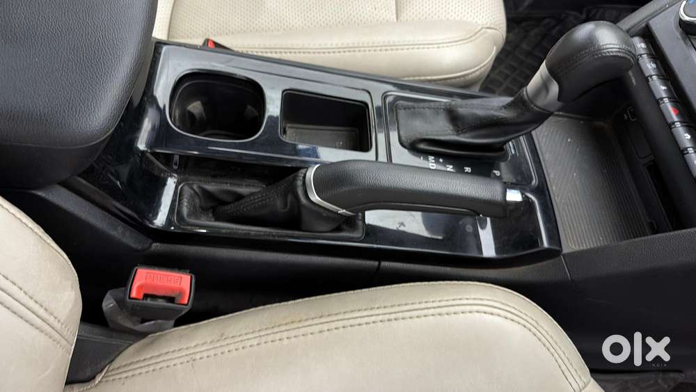 Mahindra Xuv700 2.0 Ax 5 Petrol At Str, 2022, Petrol