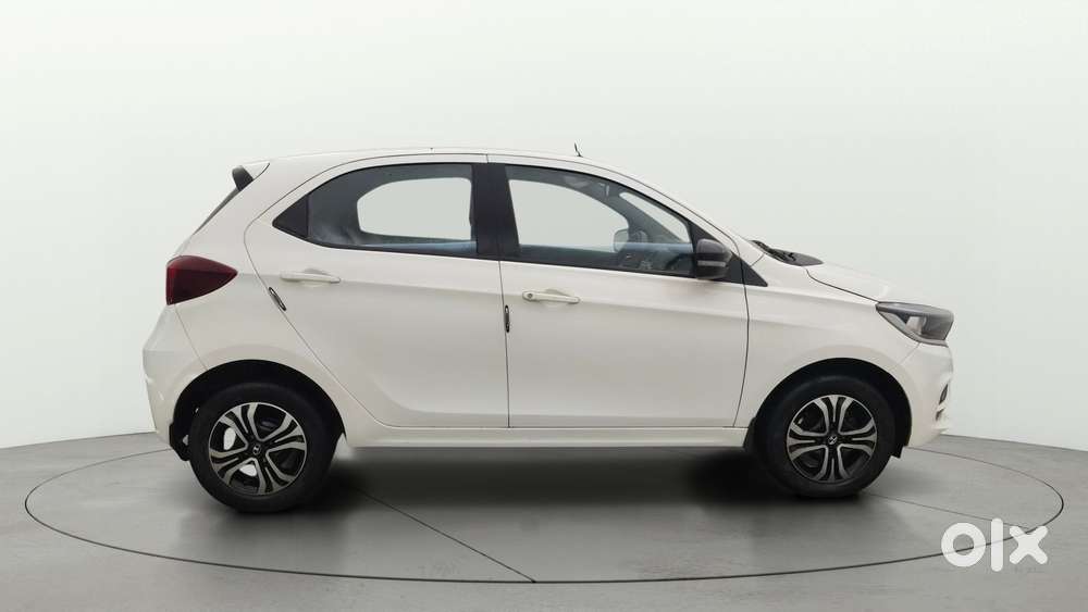 Tata Tiago 1.2 Revotron Xt Cng, 2022, Cng & Hybrids