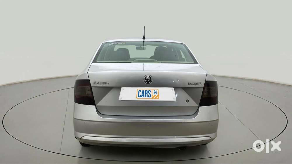 Skoda Rapid 1.0 Ambition Tsi At, 2021, Petrol