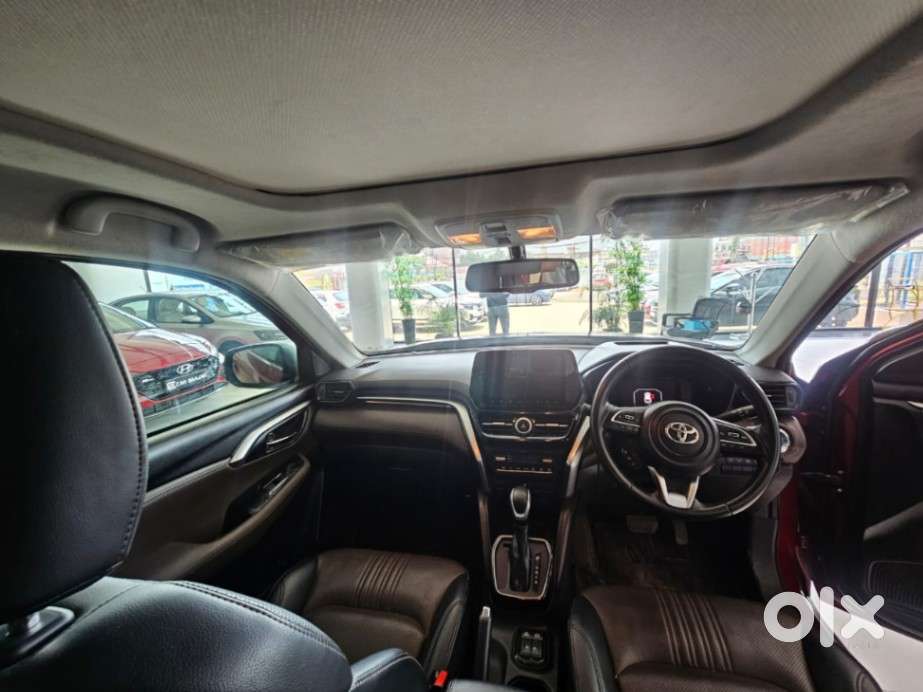 Toyota Urban Cruiser Hyryder 1.5 V Hybrid, 2022, Petrol
