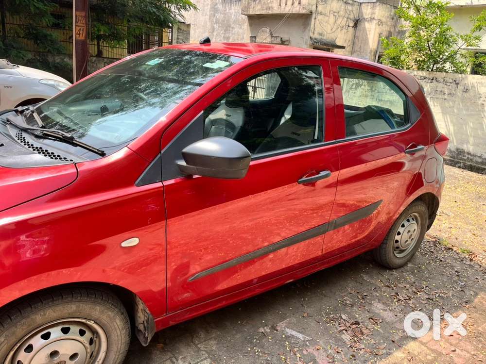 Tata Tiago Petrol 2017