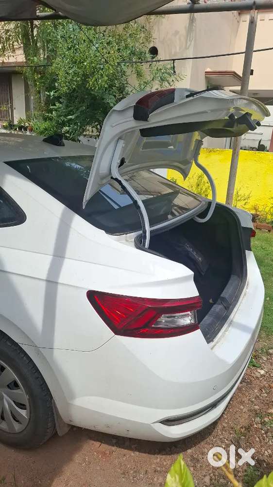 Skoda Slavia 2024 Petrol Well Maintained