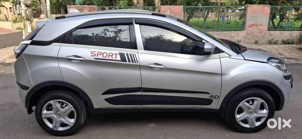 Tata Nexon, 2019, Petrol