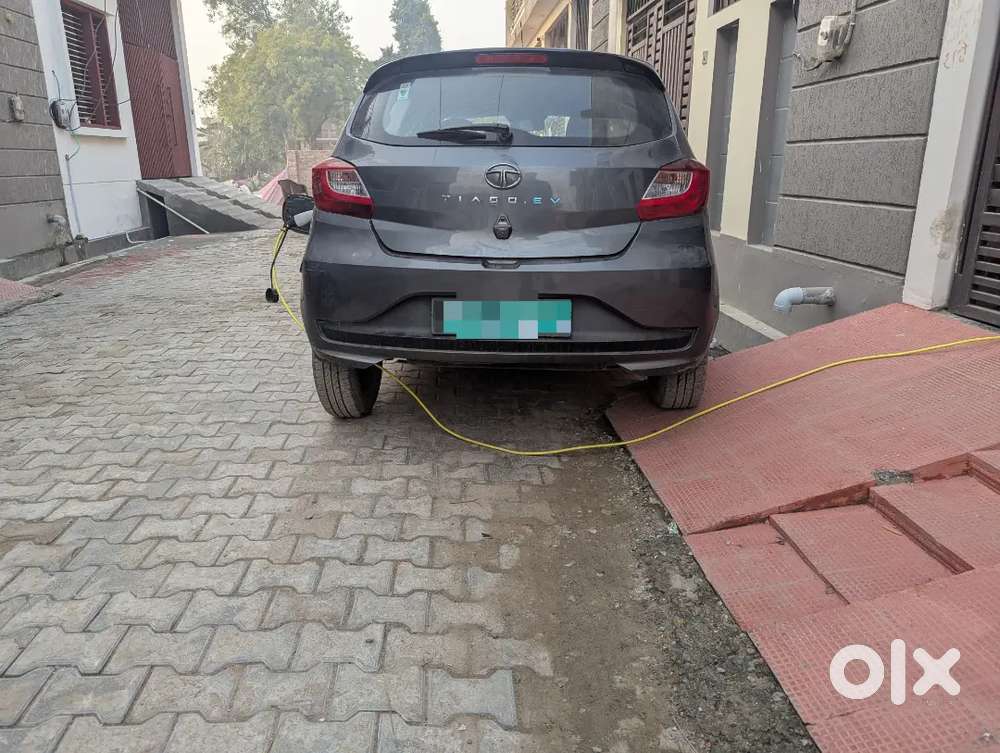 Tiago Ev Top Model With Complete Warranty Till 2028