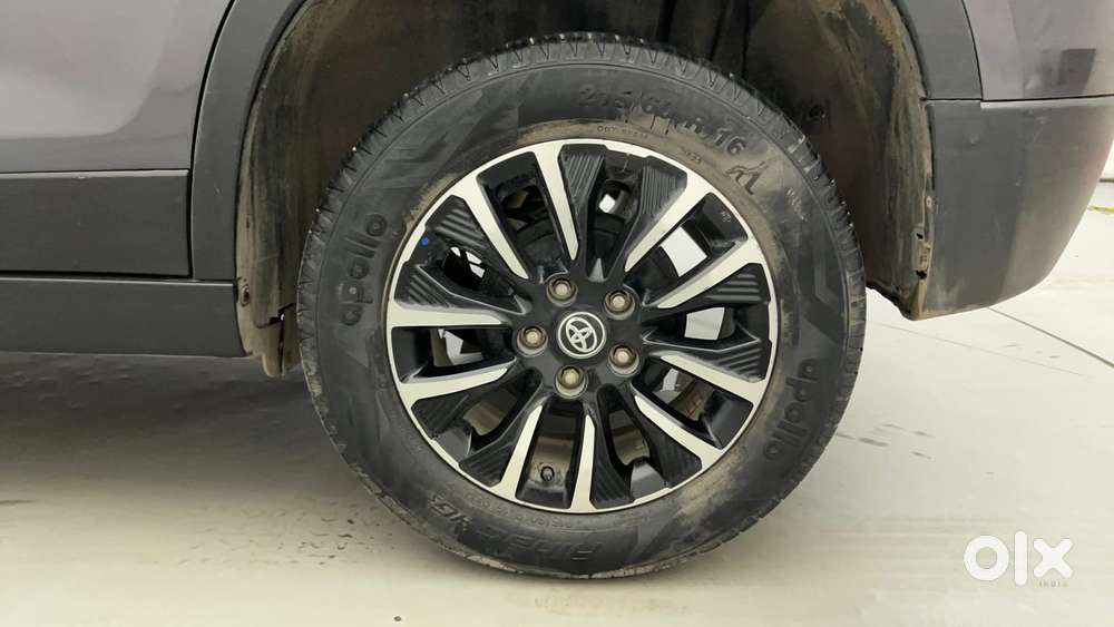 Toyota Urban Cruiser 1.5 Premium Grade At, 2022, Petrol