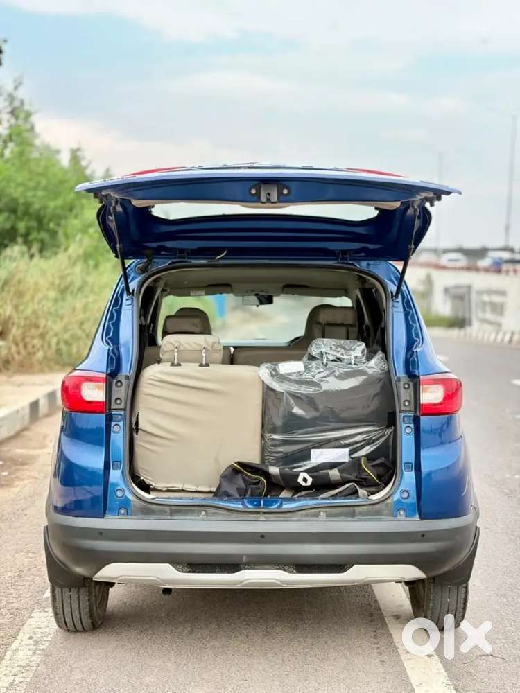 Renault Triber 1.0 Rxz 2020 Dual Tone
