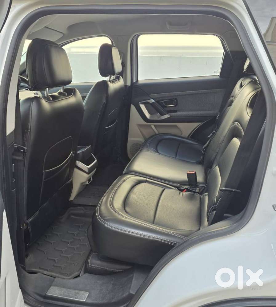 Tata Safari Pure, 2025, Diesel