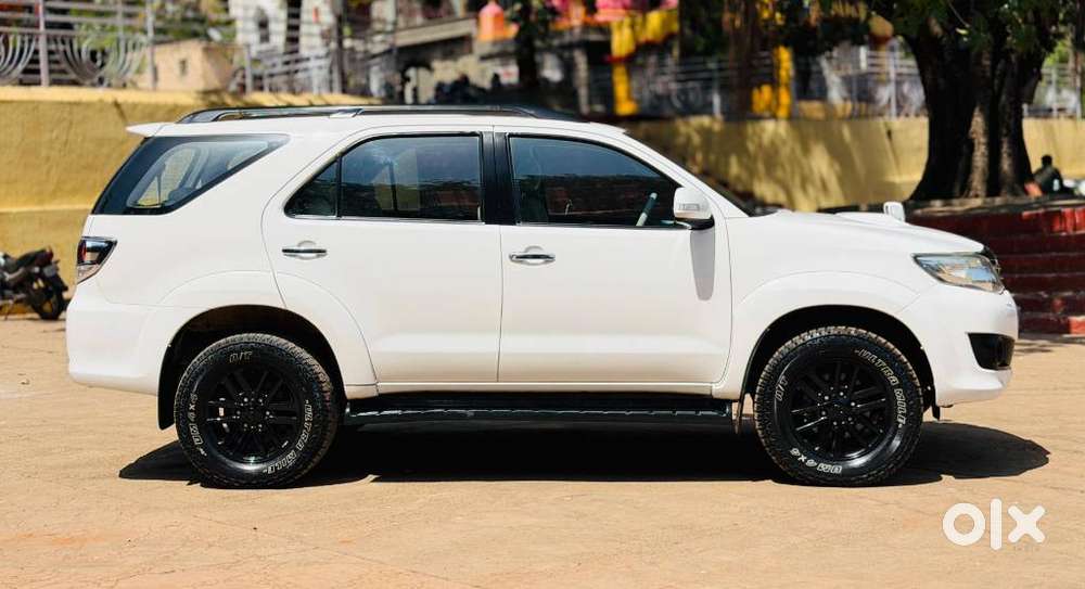 Toyota Fortuner 3.0 4x2 Automatic, 2014, Diesel