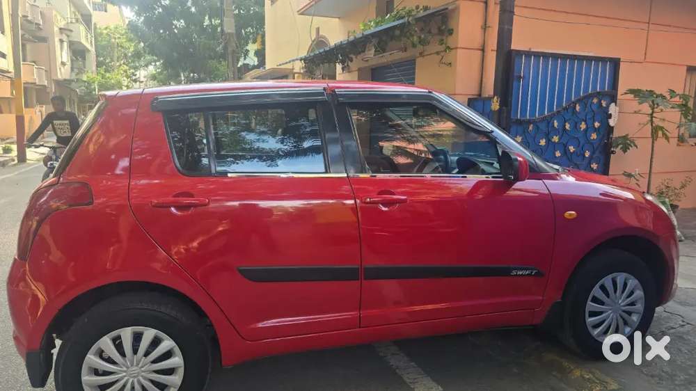 Maruti Swift Vxi