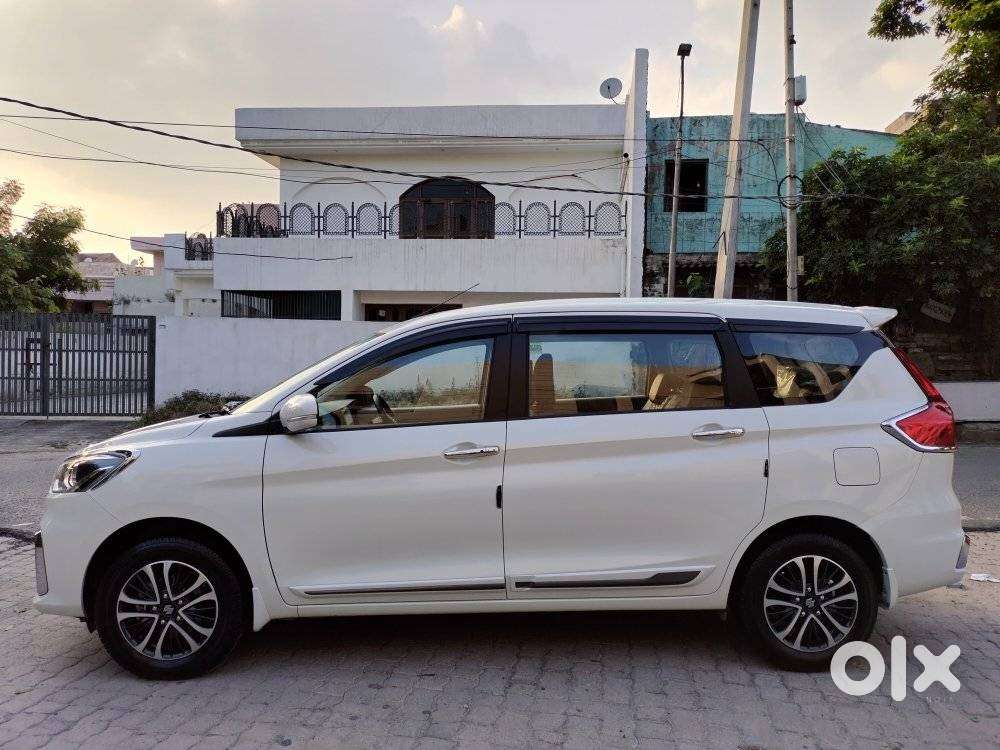 Maruti Suzuki Ertiga Zxi Shvs, 2024, Petrol