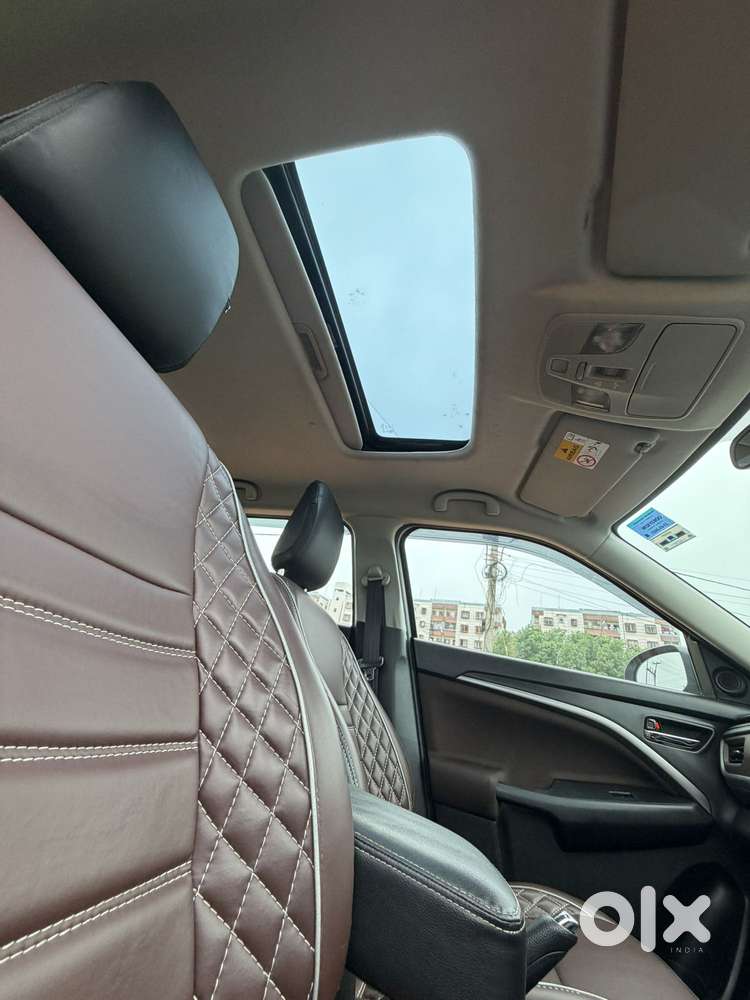 Maruti Suzuki Brezza 1.5 Zxi Smart Hybrid, 2023, Petrol