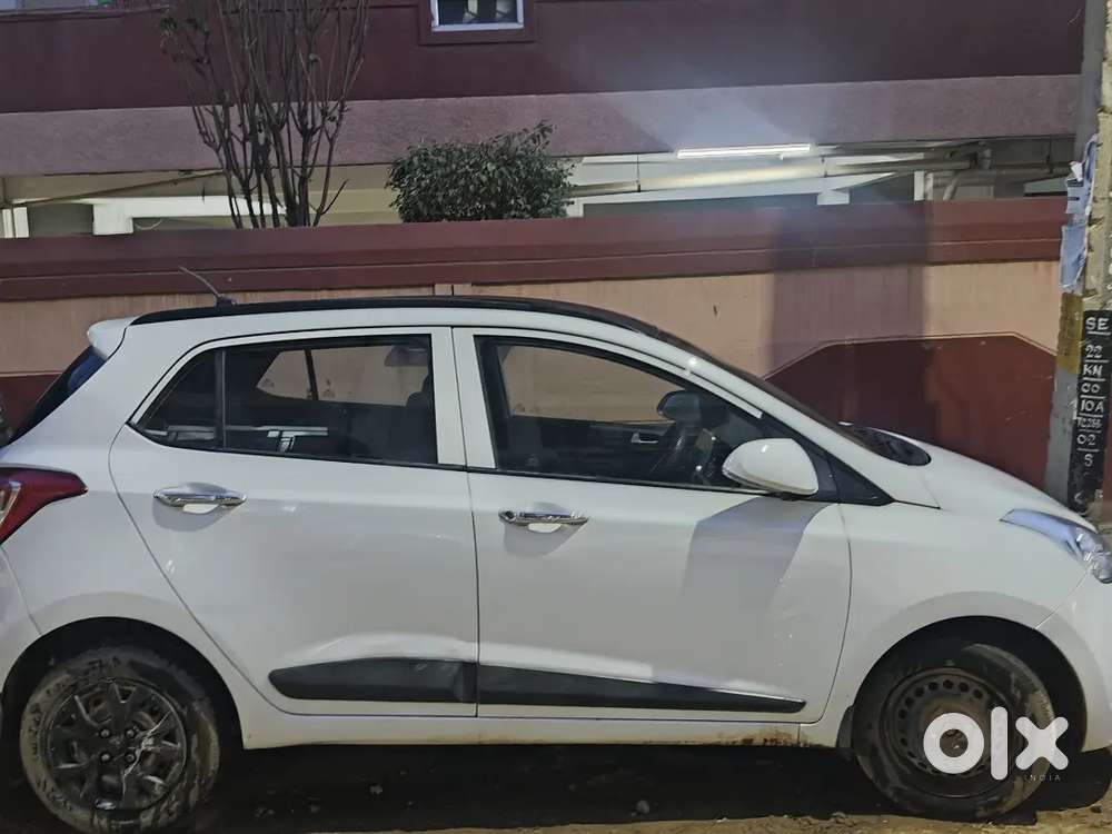 Hyundai Grand I10 Automatic 2014 Petrol 88000 Km Driven