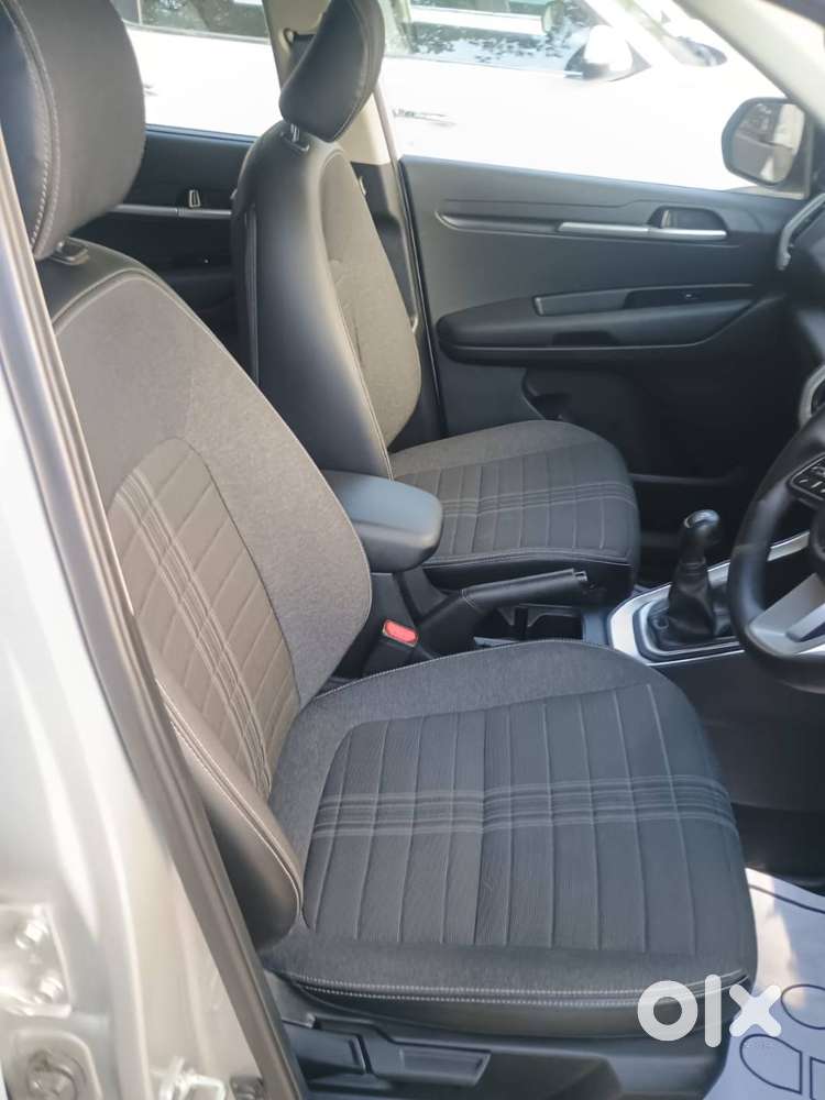 Kia Sonet 2024 Petrol 21000 Km Driven