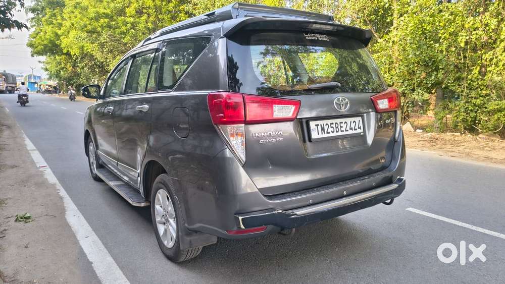 Toyota Innova Crysta 2.4 G Mt, 2017, Diesel