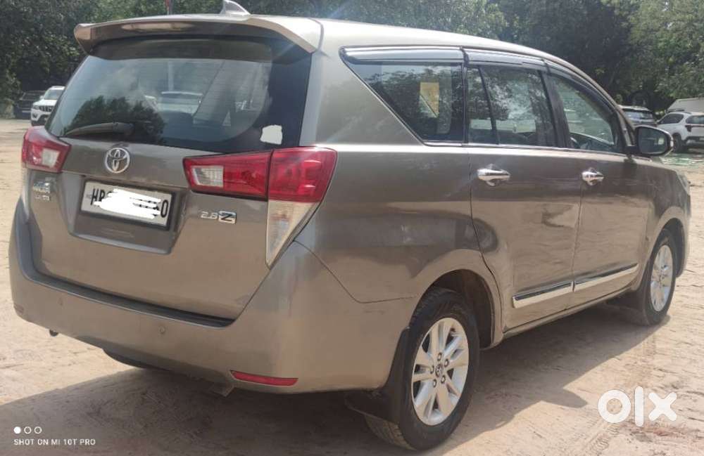 Toyota Innova Crysta 2.8z Automatic, 2017, Diesel