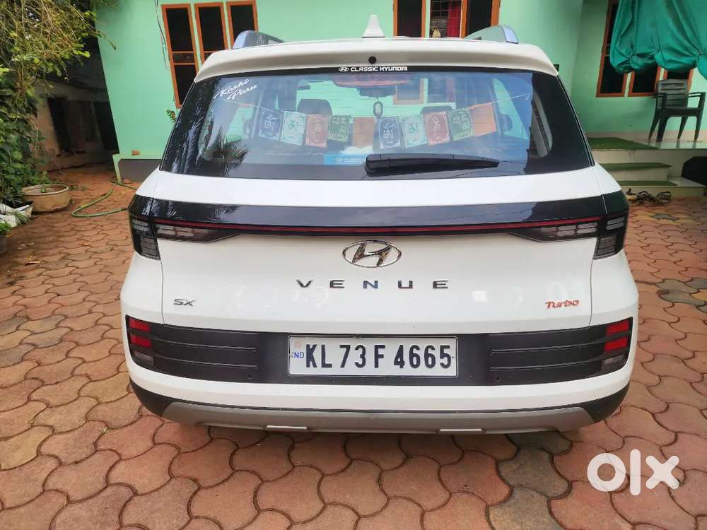 Hyundai Venue 2025 Petrol Automatic Dct