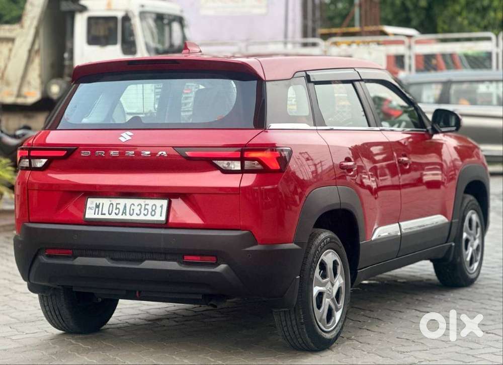 Maruti Suzuki Brezza 1.5 Vxi Smart Hybrid, 2025, Petrol