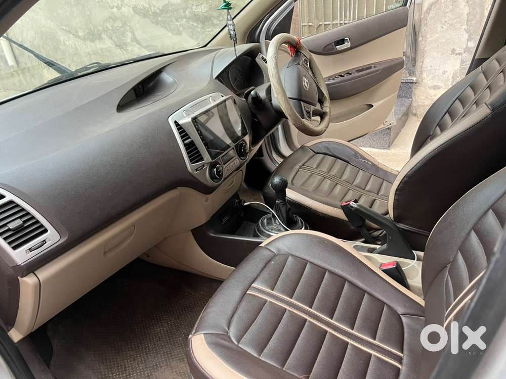Hyundai I20 Petrol Manual 2010