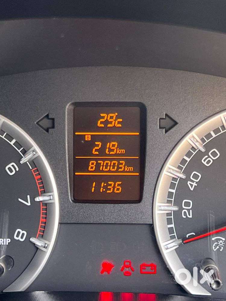 Maruti Suzuki Swift Vvt Zxi, 2013, Petrol