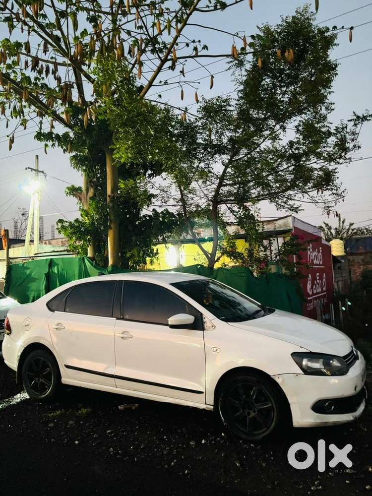 Very Good Condition Additional 30,000 Music System Install In Car