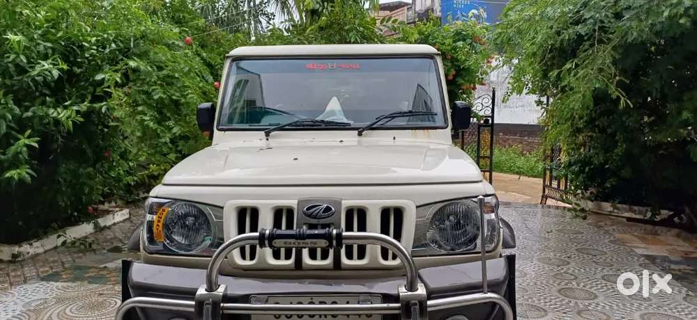 Mahindra Bolero Neo Plus 2011