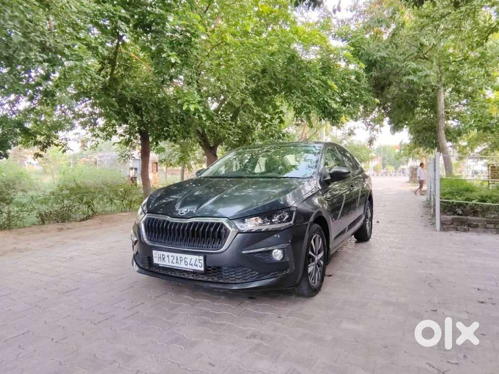 Skoda Slavia Style 1.0l Tsi At, 2022, Petrol