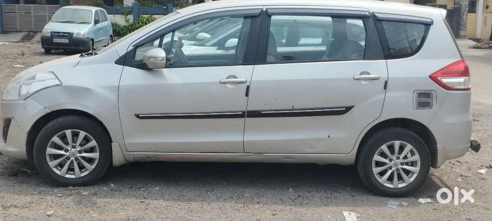 Maruti Suzuki Ertiga Zxi 2015 Petrol