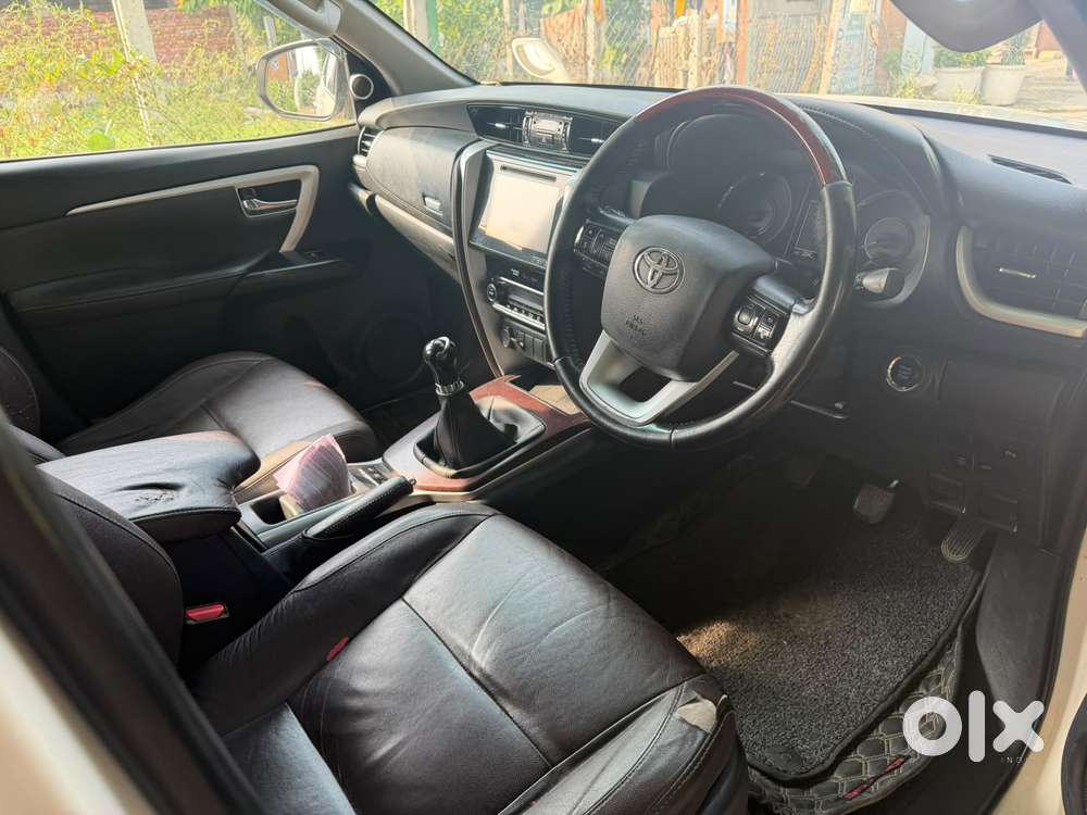 Toyota Fortuner 2.8 2wd Mt, 2017, Diesel