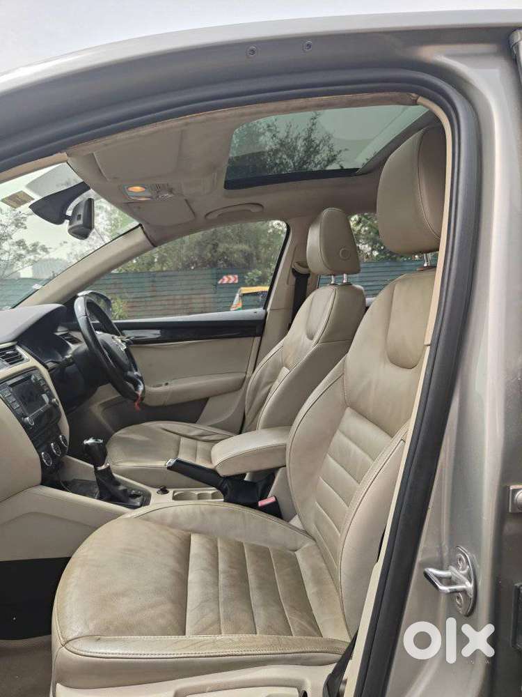 Skoda Octavia 1.8 Elegance Tsi At, 2014, Petrol