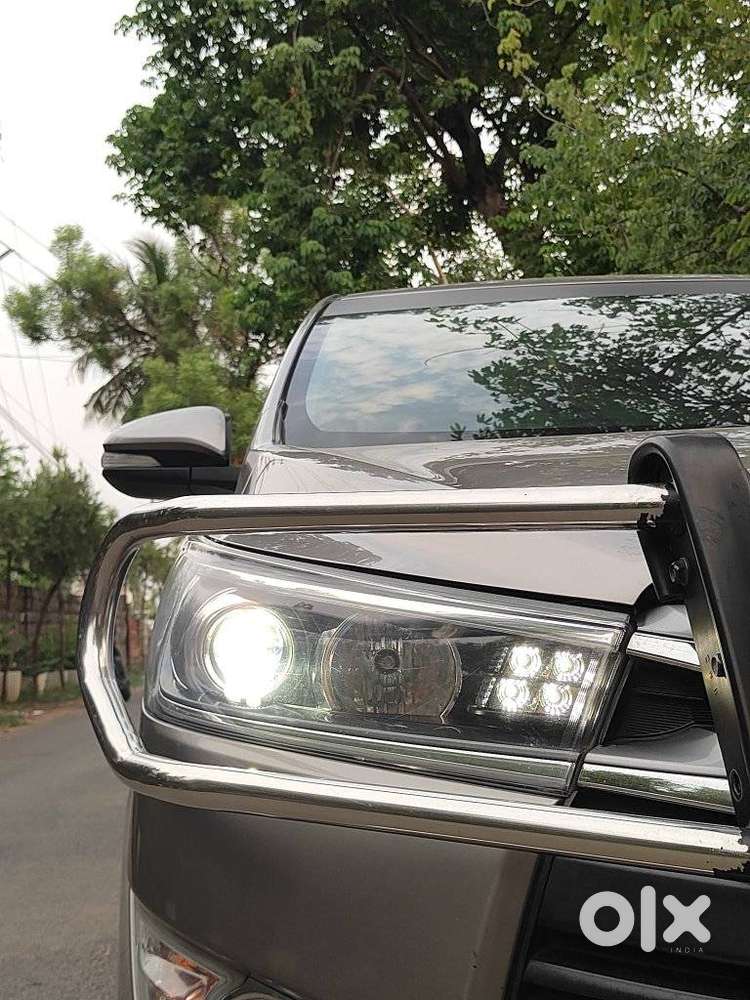 Toyota Innova Crysta 2.4 V, 2017, Diesel