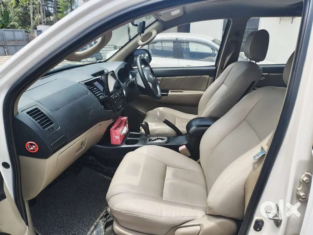 Toyota Fortuner 2015