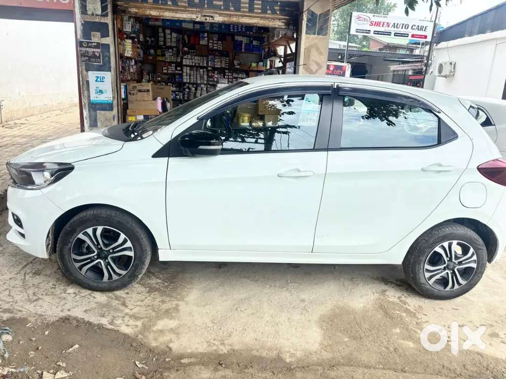 Tata Tiago Xt December 2024
