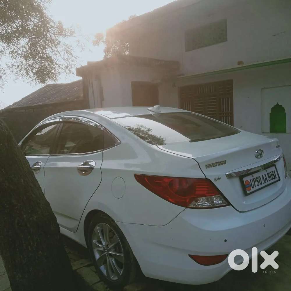 Hyundai Verna 2012 Diesel 120000 Km Driven