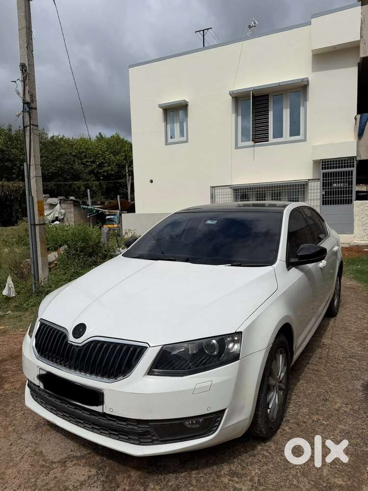 Skoda Octavia Petrol Automatic 2014