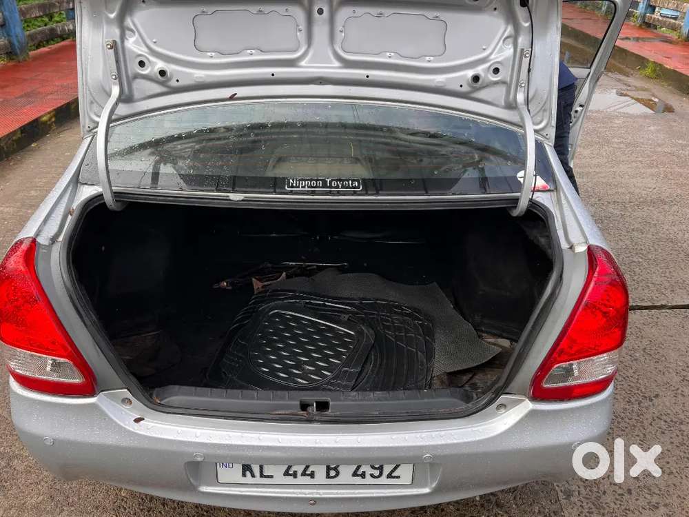 Toyota Etios 2012 Diesel 136000 Km Driven