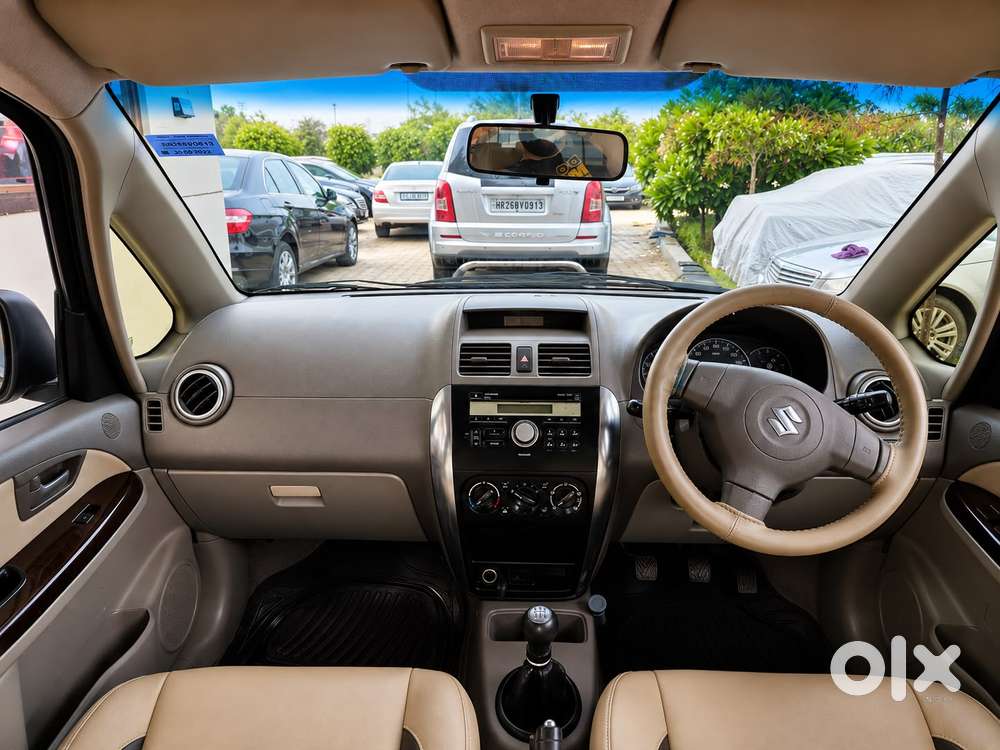Maruti Suzuki Sx4 Vxi Bsiv, 2012, Petrol