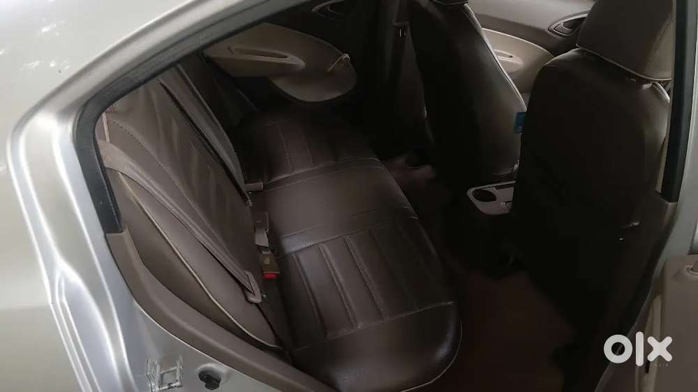 Chevrolet Sail Base 2013