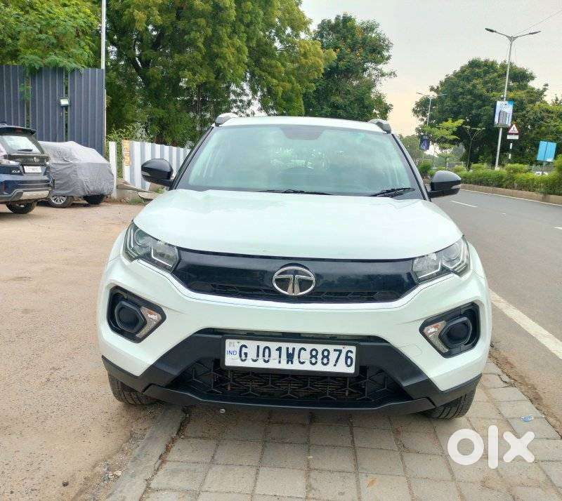 Tata Nexon 1.2 Revotron Xm Plus (s), 2021, Petrol