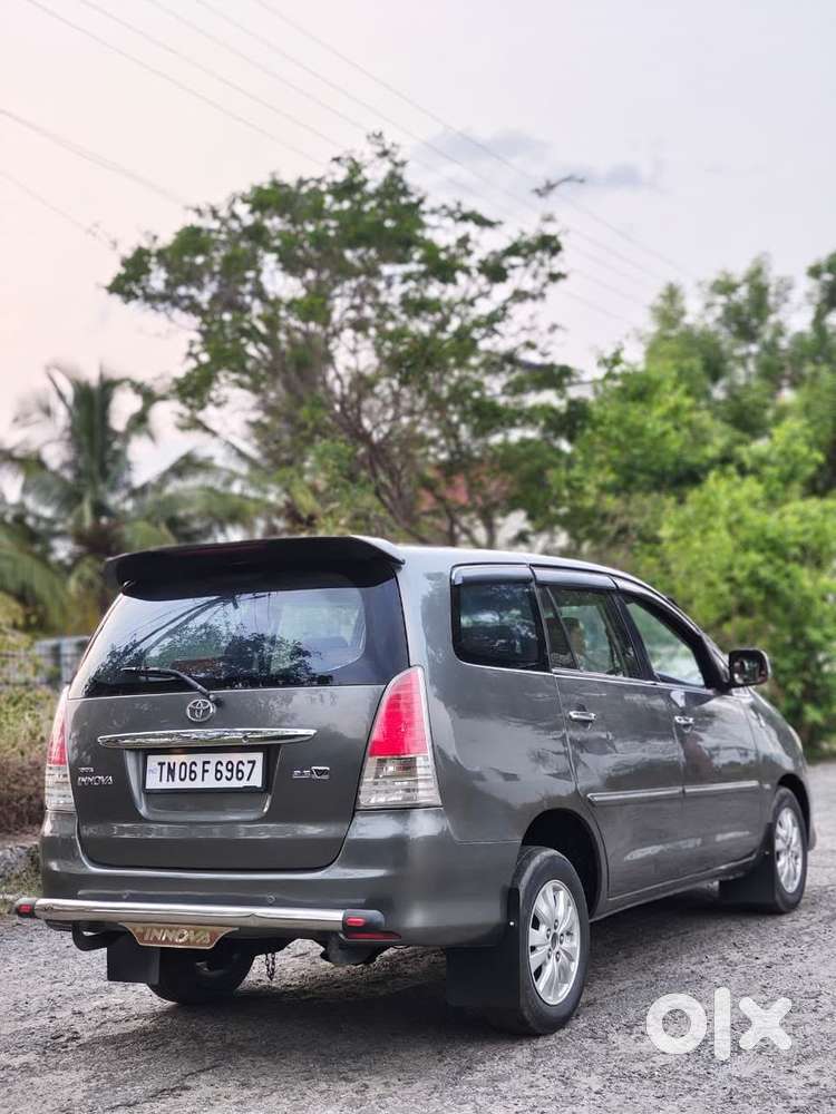 Toyota Innova 2.0 V, 2012, Diesel