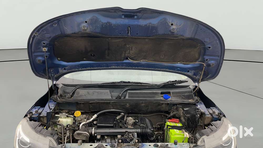 Renault Triber Rxz, 2020, Petrol