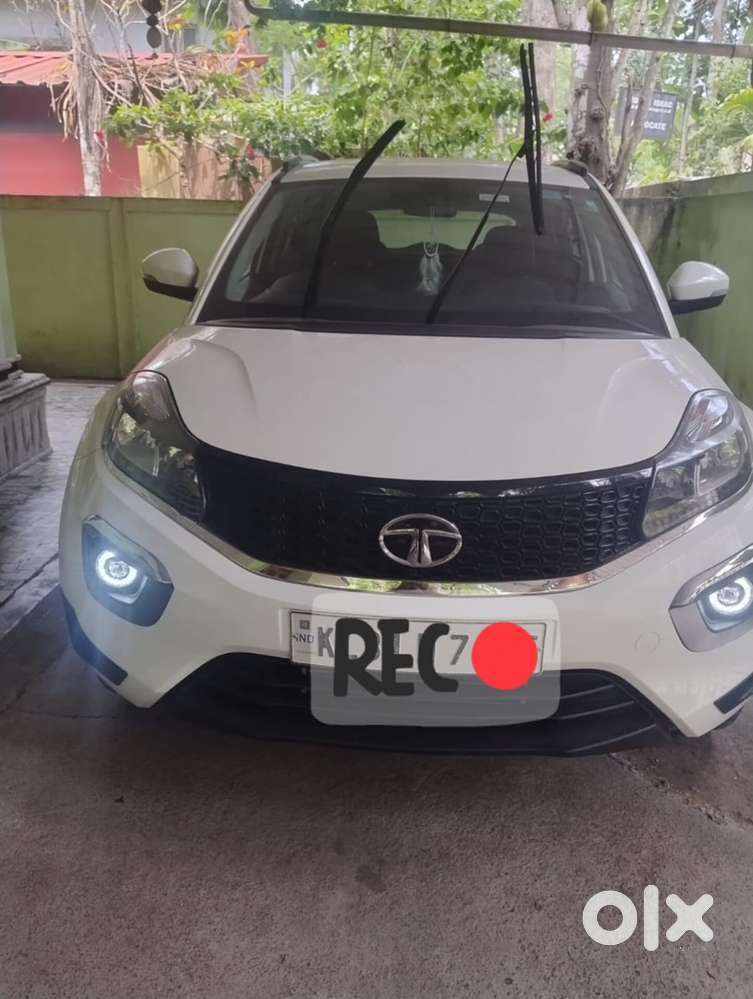 Tata Nexon Petrol 2018