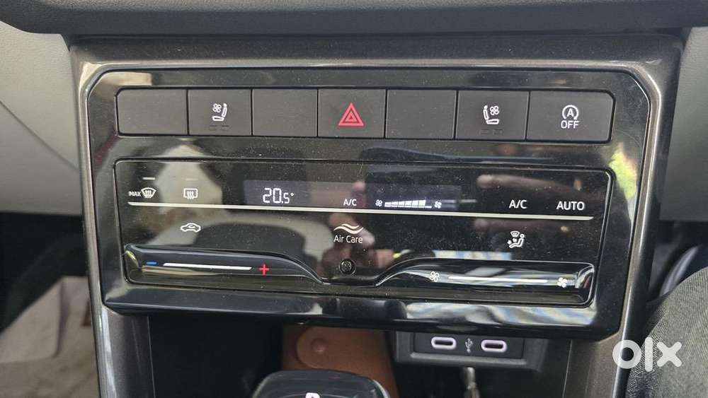 Volkswagen Taigun 1.0 Tsi At  Cherry Red  Single Owner  Low Km