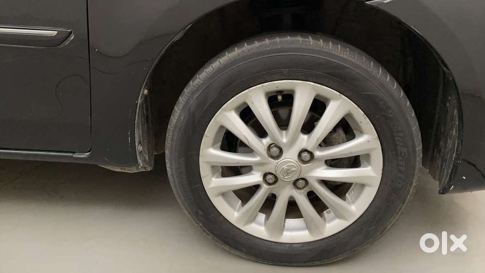 Toyota Etios V, 2013, Petrol